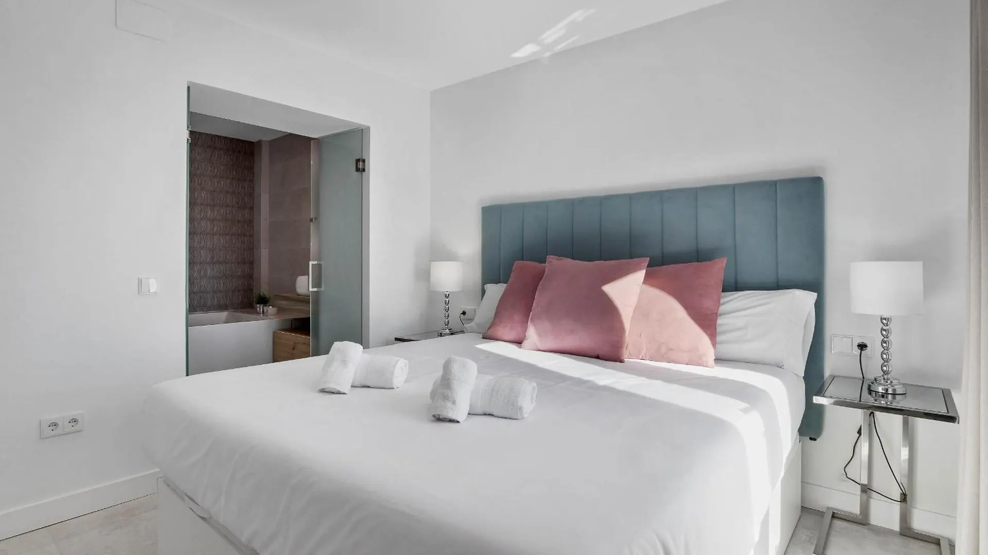 Caminito Rey & Banderas Spa Relax Carratraca