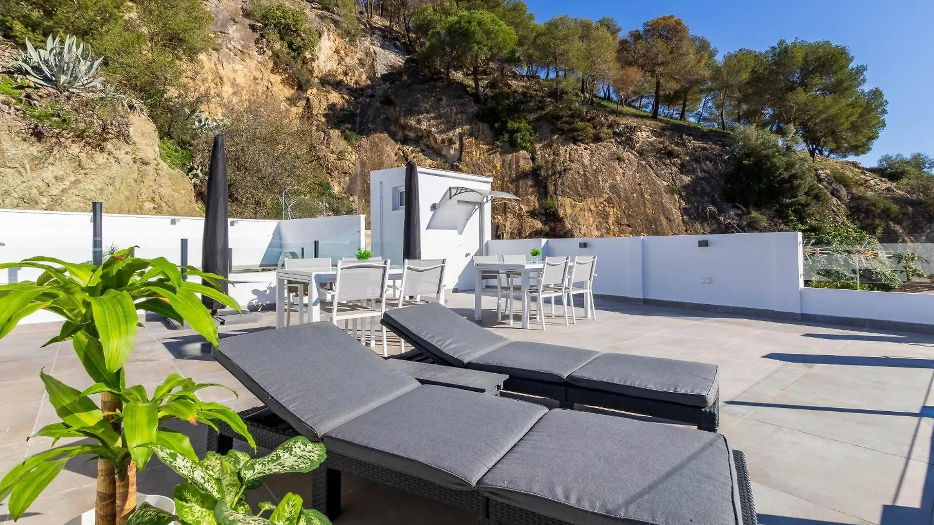 Caminito Rey & Banderas Spa Relax Hotel